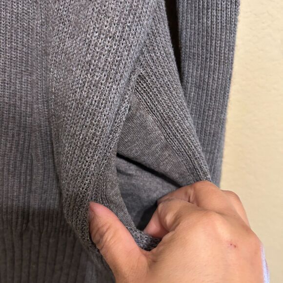 Lululemon Cozy Calling Turtleneck Sweater Womens Medium Gray Pima Cotton Yak - Picture 6 of 7